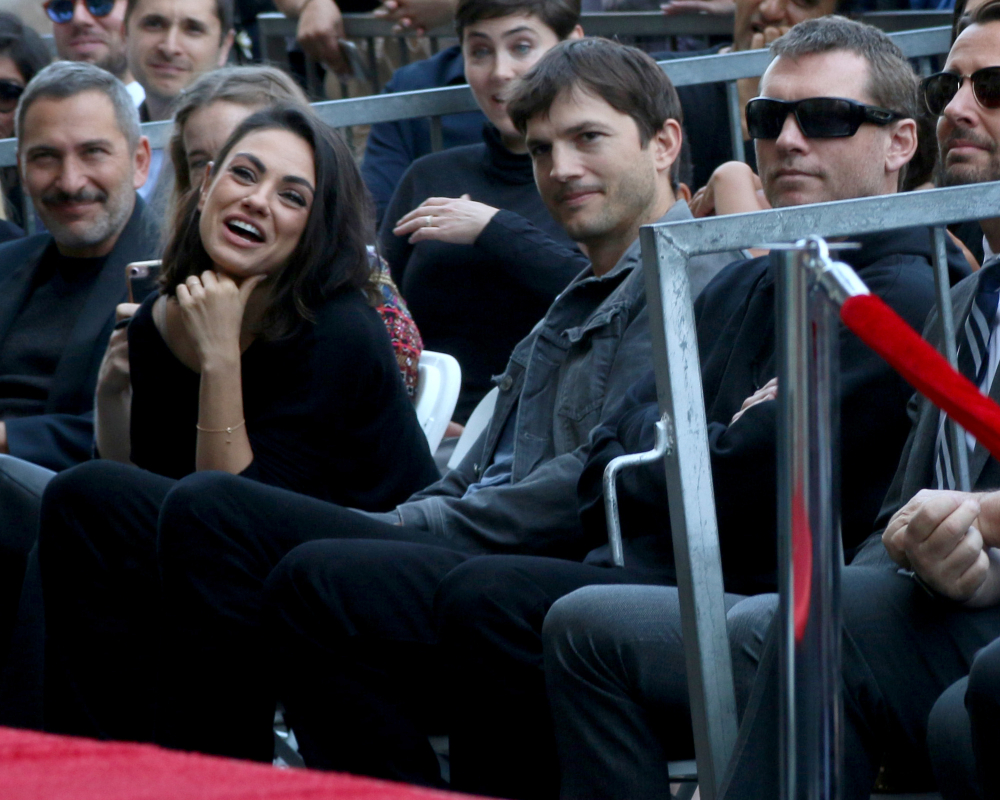 Mila Kunis și Ashton Kutcher