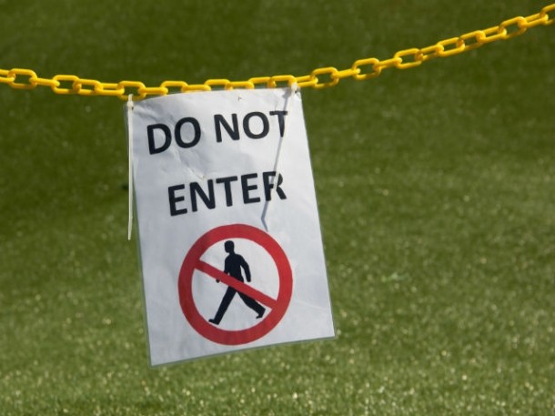 Cum rectionezi cand cineva iti invadeaza spatiul personal?