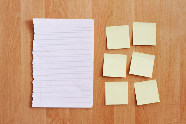 Cuvântul „paper” este din limba...