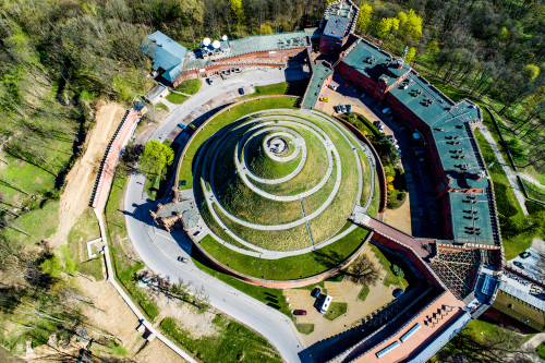 Ce monument celebru este în această imagine?