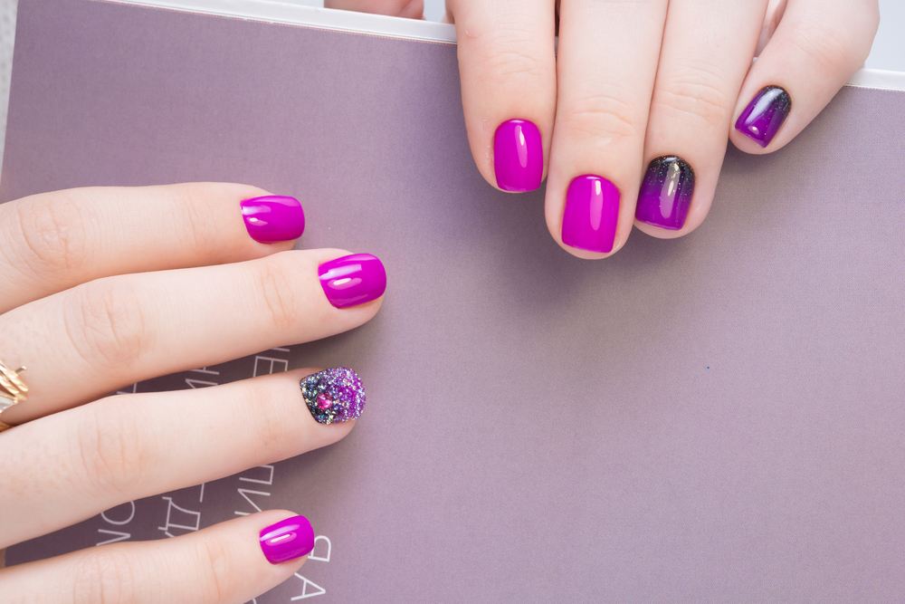 Unghii pătrate foarte mici