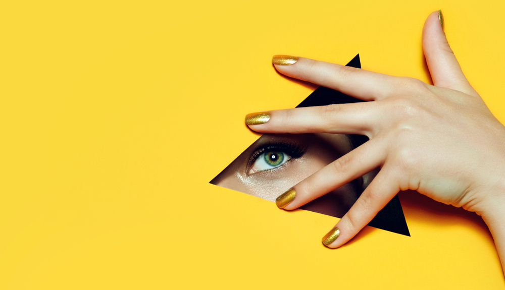 Unghii triunghiulare