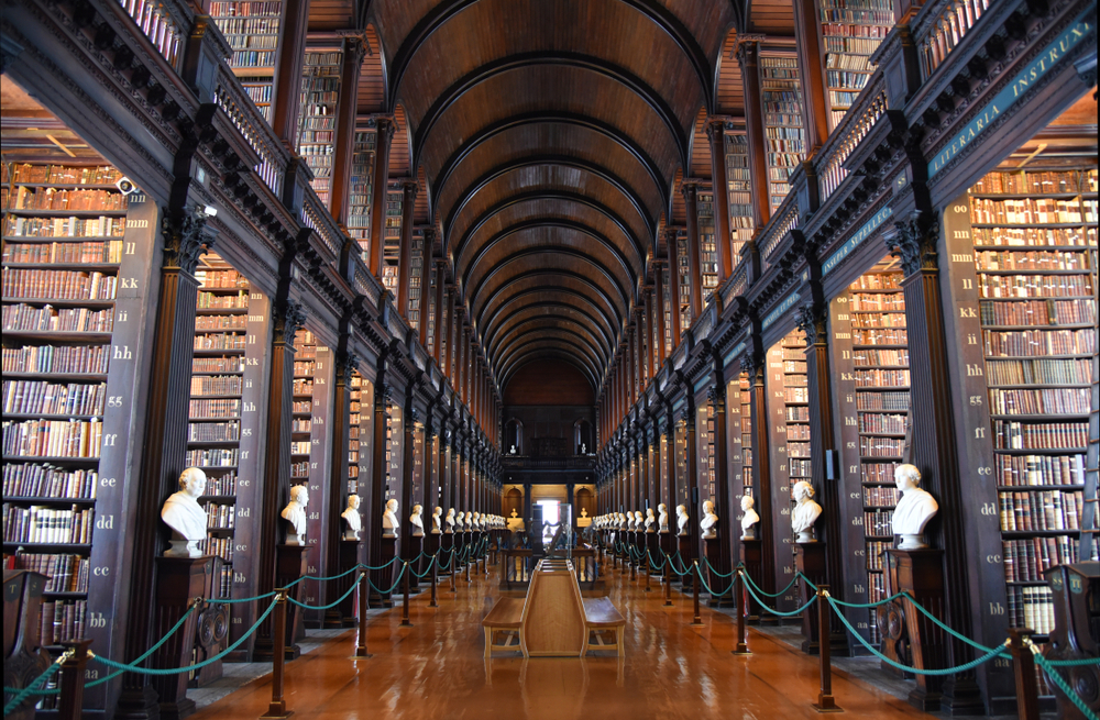 Biblioteca Colegiului Trinity, Dublin, Irlanda